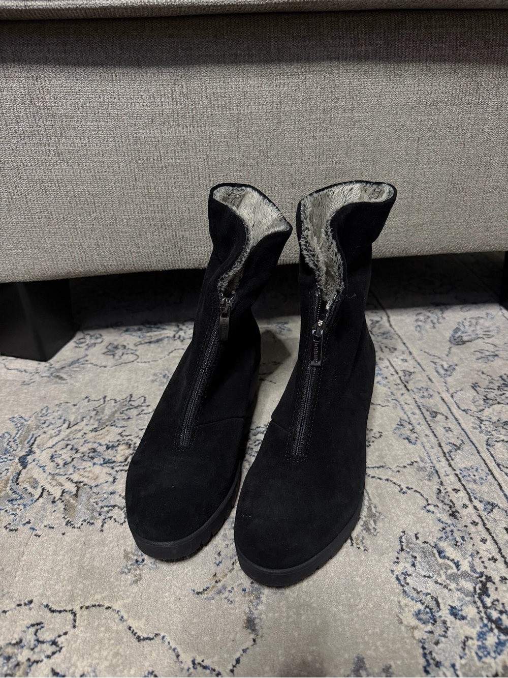 La Canadienne Thyme Waterproof Suede Wedge Booties - Picture 5 of 11